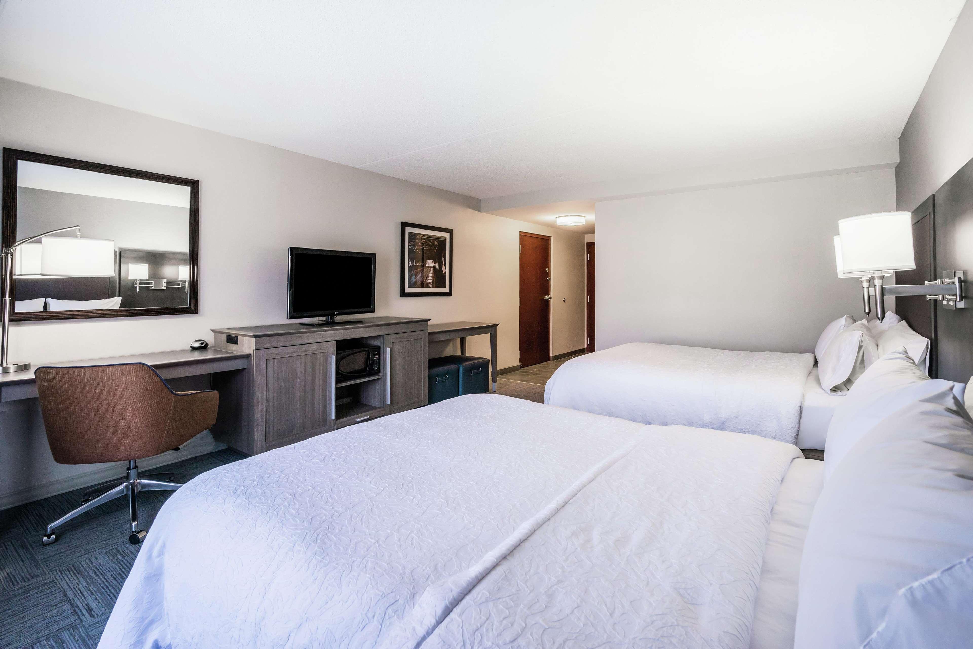 Hampton Inn Clifton Park Ngoại thất bức ảnh