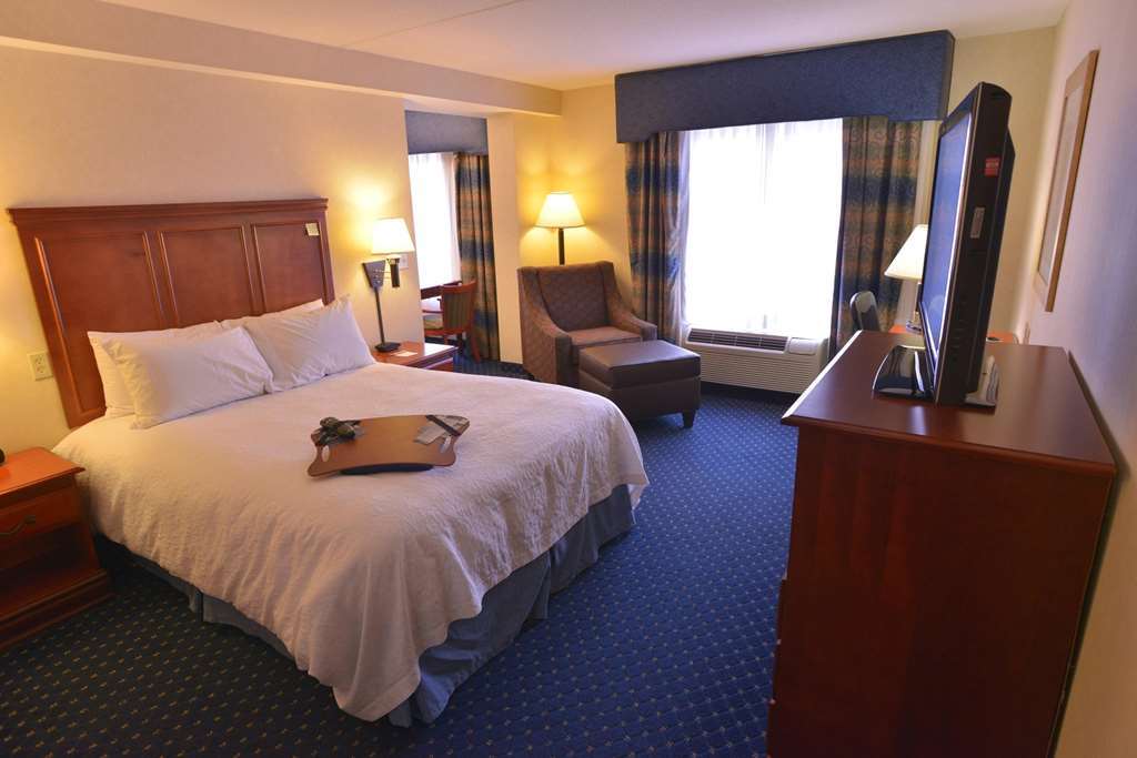 Hampton Inn Clifton Park Phòng bức ảnh